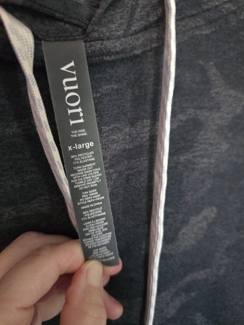Vuori Womans Halo Essensials Camo Hoodie - Dark Gray So Soft - Picture 4 of 5